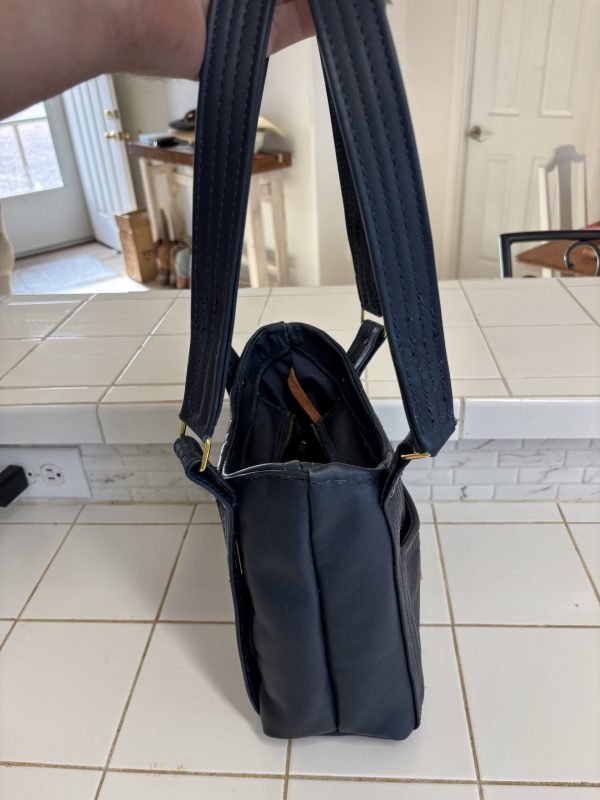 Ladies Concealed Carry Purse (ambidextrous)