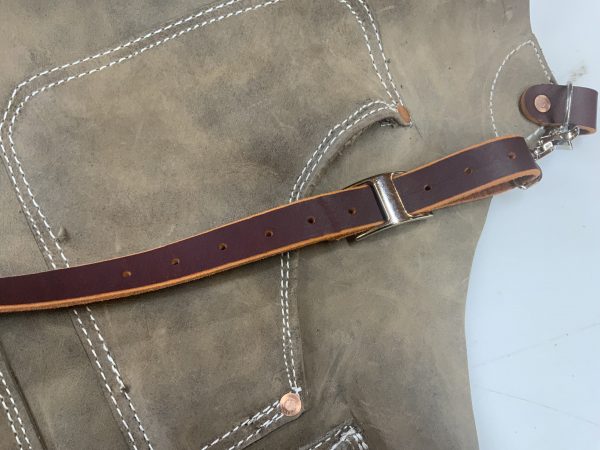 Fully adjustable shoulder straps