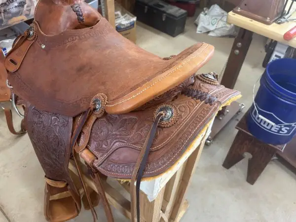 RAY HUNT style WADE Saddle