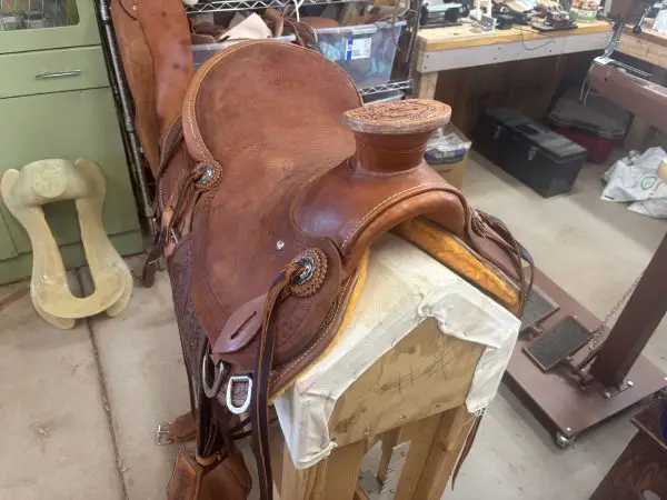 RAY HUNT style WADE Saddle
